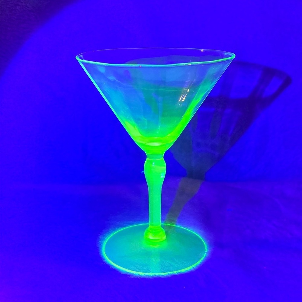 Vintage Green Uranium Glass Martini Cocktail Glass Optic Rib UV Glowβ Stemware
